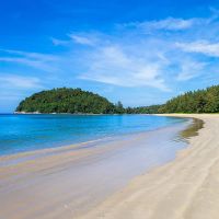 Лаян (Layan Beach)