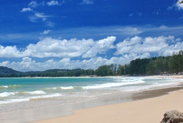 Банг-Тао (Bang Tao Beach)