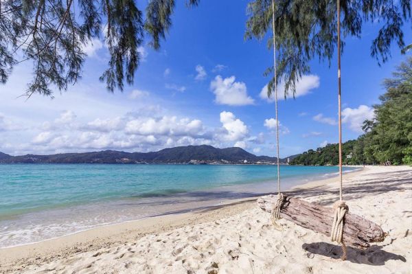 Три-Транг (Tri Trang Beach)